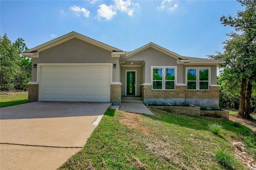 4BR Home in Bastrop — Subject To