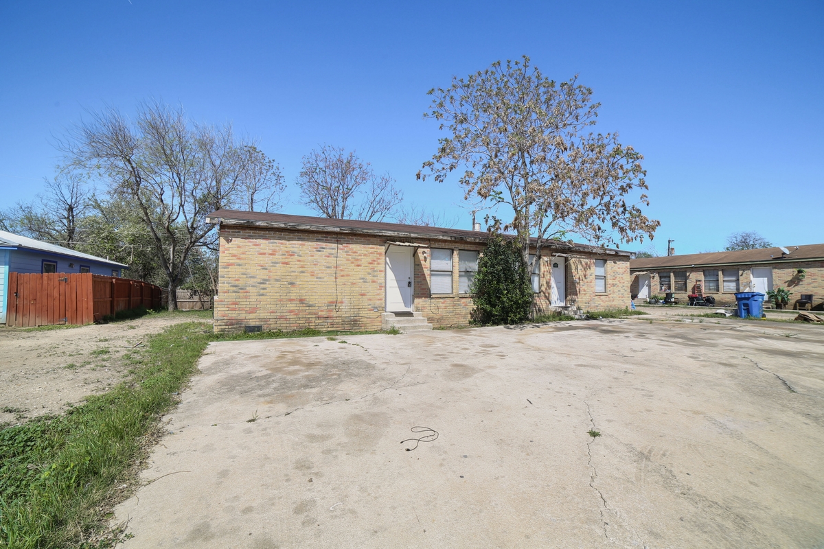 4BR Home in San Antonio — Subject To