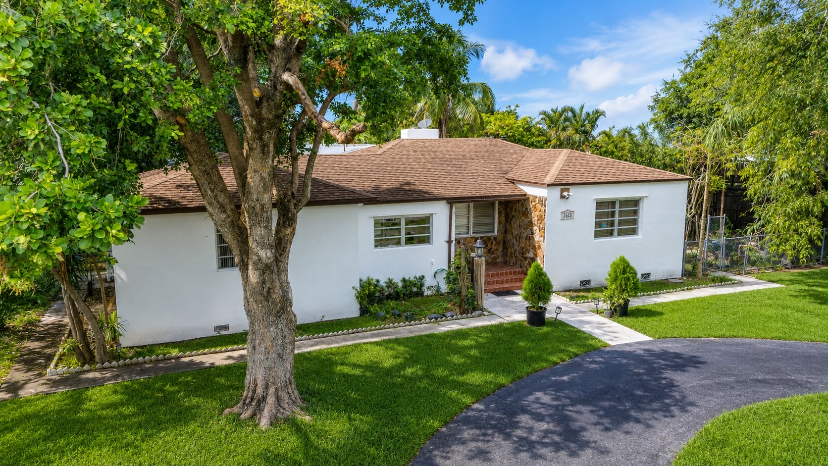 4BR Home in Hollywood — Subject To
