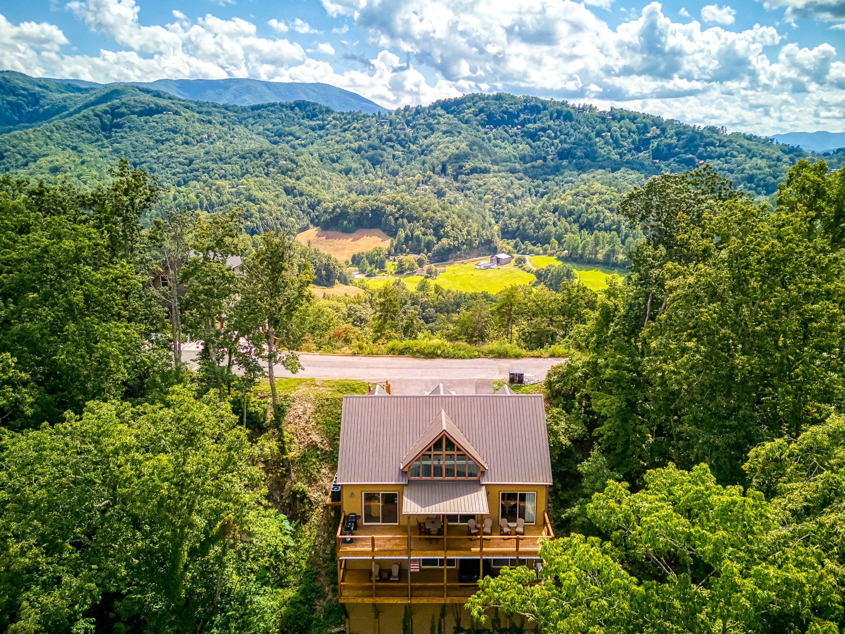 4BR Home in Sevierville — Owner Financed