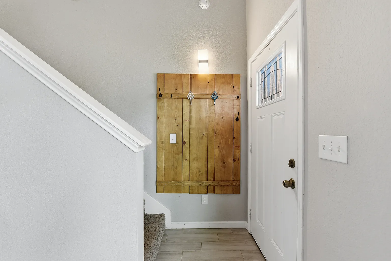 3BR Subject To Home in Montgomery, TX photo 3