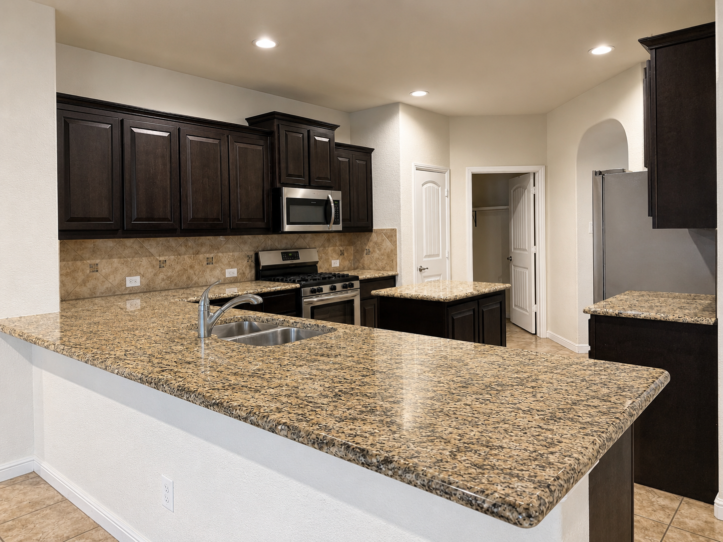 4BR Home in Saginaw — Subject To