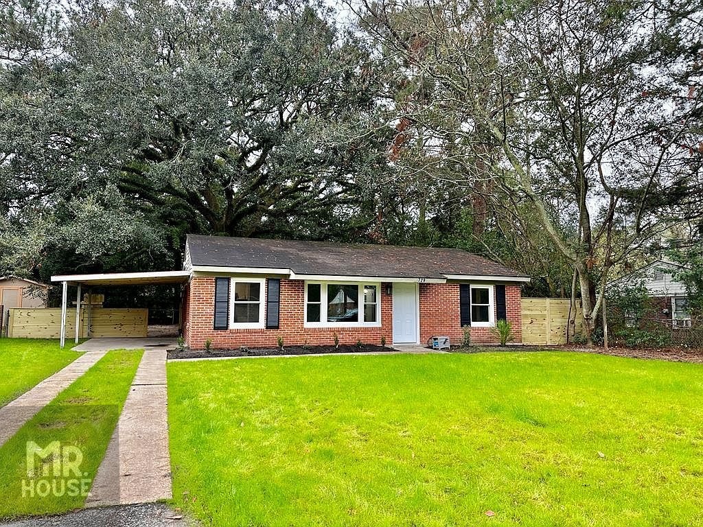 3BR Home in Valdosta — Subject To