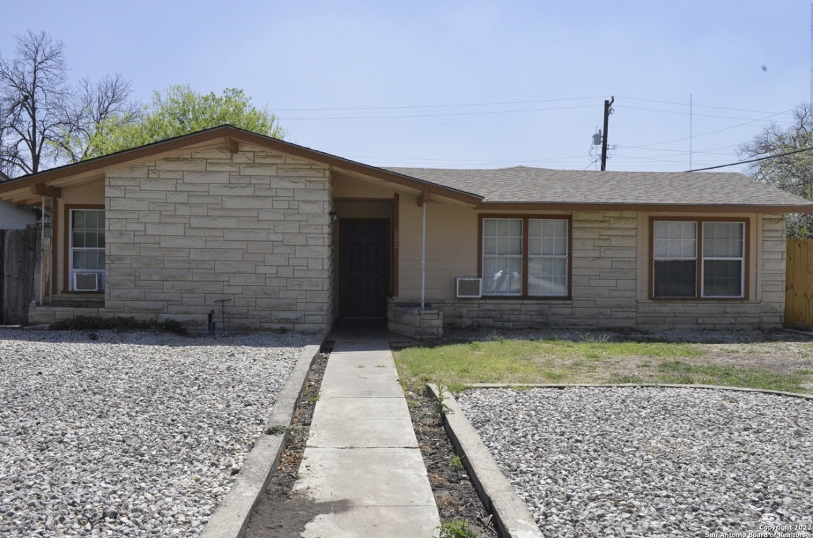 4BR Home in San Antonio — Cash
